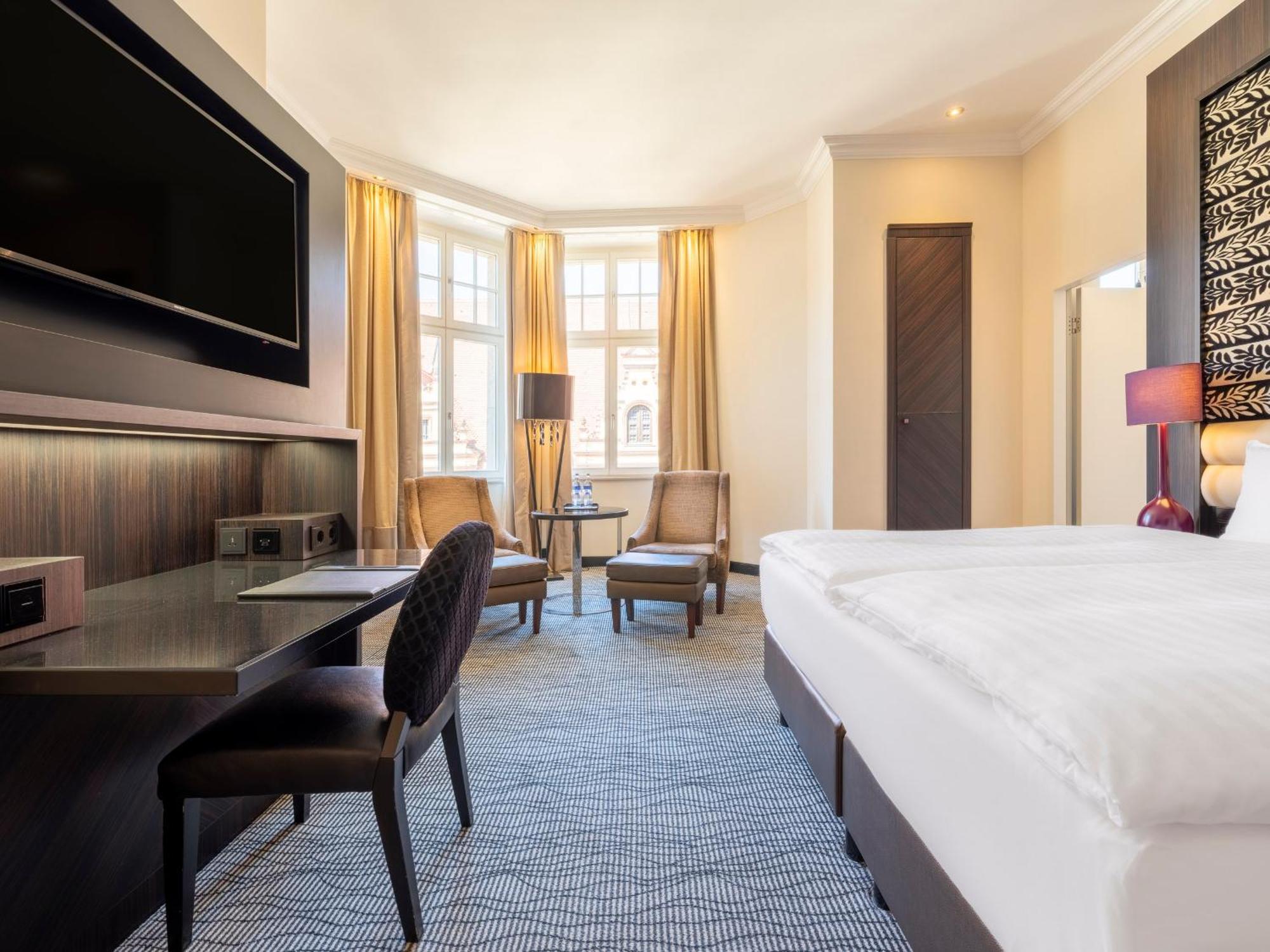 Grand Deluxe Double Room